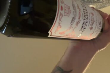 seasideMARK is enjoy some Italian red wine Dee lads 04-09-2023