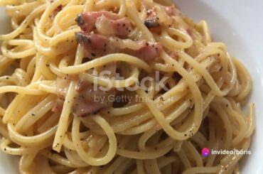 Classic Italian Cuisine: The Art of Spaghetti