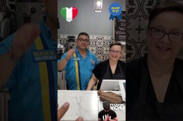 Si Mangia! Eatery & Cafe | #panzerotti #shorts #italian #food