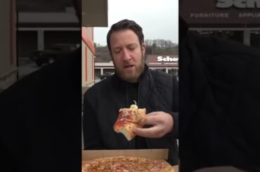 This Pizza Fell Apart Every Single Time I Picked It Up