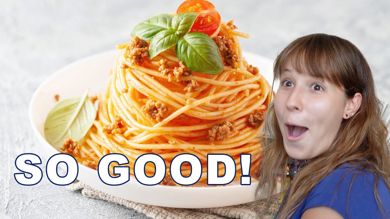 ITALIAN EXCHANGE STUDENTS COOKS ITALIAN MEAL ITALIAN EXCHANGE STUDENTS COOKS ITALIAN MEAL