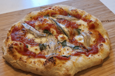 Pizza with anchovies