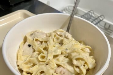 Fettuccine Alfredo