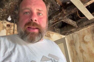 Finally pouring concrete! One man low budget Italian house rebuild!