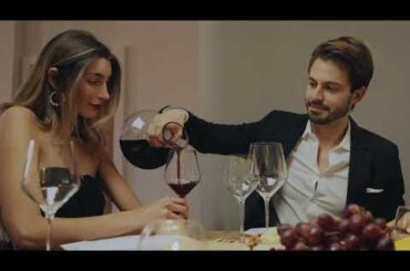 JoyJolt Layla White Italian Wine Glasses | Amazon