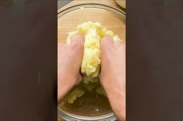 Potato Gnocchi (2-ingredient recipe)