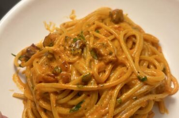 spaghetti a la vodka with pancetta