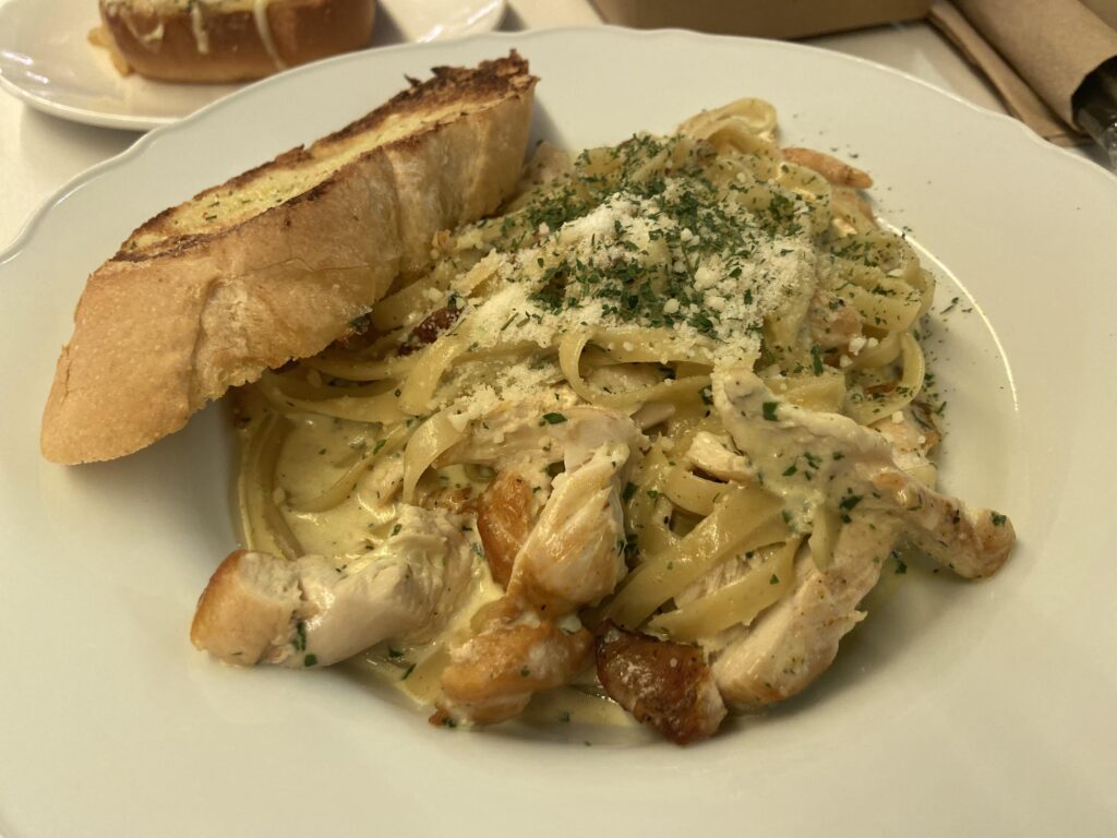 Tried out this chicken pasta at a cafe near our hotel. Quite filling!