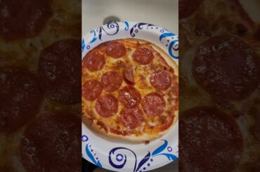 Satisfy Your Pizza Cravings the Keto Way in the Air Fryer