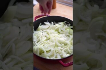Cheesy Broccoli Onion Pasta Bake