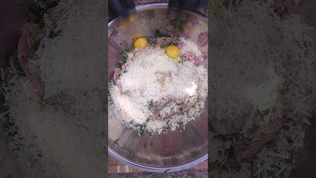 The secret to perfect homemade Italian meatballs revealed #italiancooking #cooking #shorts The secret to perfect homemade Italian meatballs revealed #italiancooking #cooking #shorts