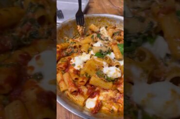 CHUCK REACTS to the viral spicy vodka sauce recipe!