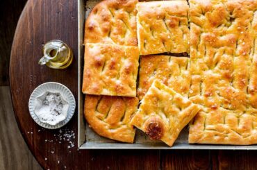 Traditional Tuscan recipes: Schiacciata