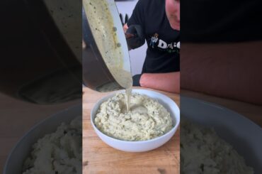 How To Make The Best Mashed Potatoes! #cooking #easyrecipe #recipe #food