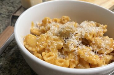 Pasta Alla Vodka (WARNING: Not Authentic/Vegetarian!!!!)