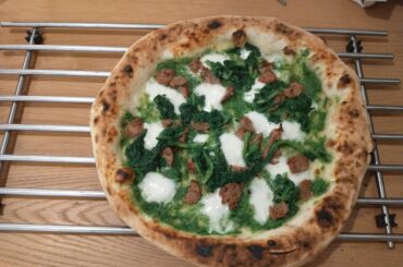 Salsiccia e friarielli (sausages and broccoli)