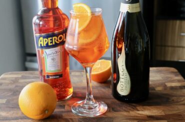 Classic Aperol Spritz Veneziano Cocktail