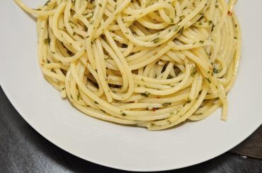 Girlfriend made me Aglio E Olio