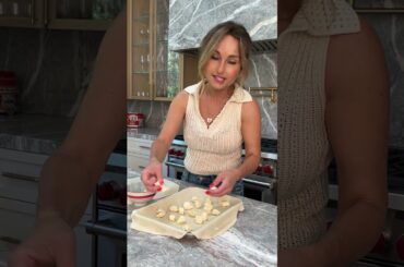 A Crunchy, Cheese-Filled Delight | Focaccia Di Recco