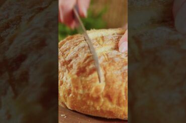 Garlic Cheesy Pull Apart Bread #shorts