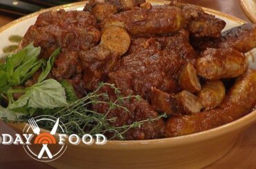 Anthony Bourdain Cooks Sunday Gravy With Sausage And Rigatoni | TODAY