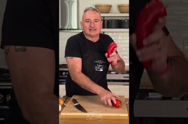 Love Italian Food? Learn To Cook Traditional Peperonata To Elevate Your Meals (Part 1 of 3) #shorts