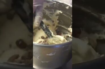 Cantucci biscotti coated flour toasted almonds into the silky smooth batter #italyfood #asmr