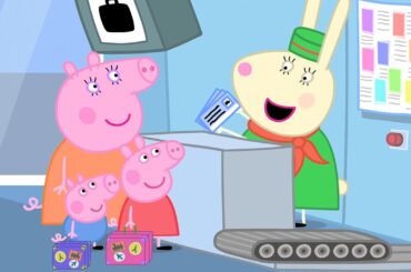 Flying to Italy | Peppa Pig Surprise