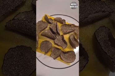 Myths Muncher Ep 78 - Best Italian Food in Thailand with Enoteca #food #asmr #mukbang #shorts #italy