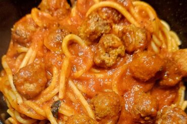 Spaghetti Meatballs! Not huge meatballs, but a good size to have with each bite of pasta if needed. Shout out to Vincenzo's Plate!