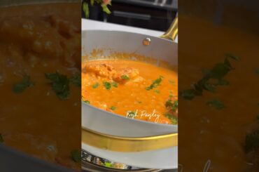 How to make Creamy Tomato Prawn Sauce #shorts #quickrecipe  #food