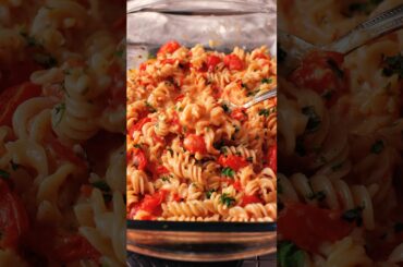 Gluten Free Dairy Free Baked Feta Pasta #glutenfree #dairyfree #fetapasta