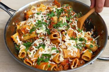 Family favorite: pasta with juicy meat in an irresistible Italian recipe!