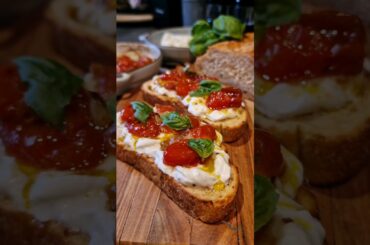 Brusquetta de tomate confit e burrata