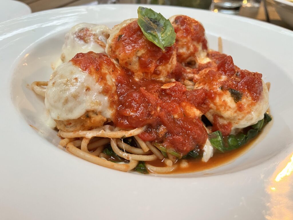 Spaghetti with chicken meatballs