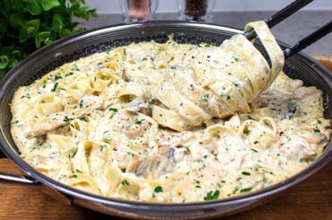 Top 1 Famous Italian Pasta Recipes! Bolognese, Carbonara and Fettuccine | Foodie Finds