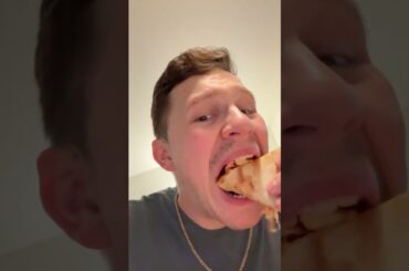 American eats AMERICAN Style Pizza in Italy! #food #travelvlog #shorts