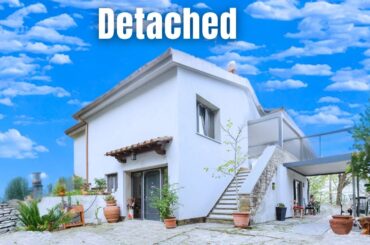 Tour of a detachet house, Dicomano tuscany italy