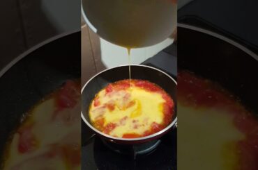 Egg and Tomato