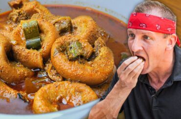 Surviving Sri Lanka!! Eating the RAREST Food in South Asia!!