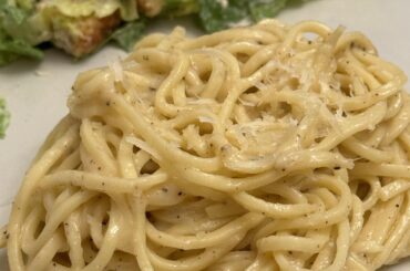 First try: Homemade Spaghetti Noodles - Cacio e Pepe