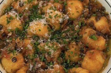 Gnocchi with a ragu of two types of lentils