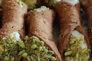 What do you think about my Cannoli?