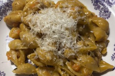 Pasta with chickpeas (pasta e ceci)