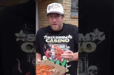 Pizzeria Employees Freak Out Over Dave Portnoy's Appearance