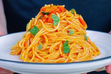 How to Make MARINARA SAUCE Like an Italian (Authentic Neapolitan Recipe)