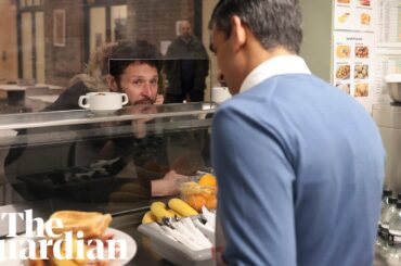 Moment Rishi Sunak asks homeless person 'do you work in business?'