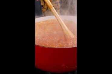 5 hour Meat Sauce! (BOLOGNESE)