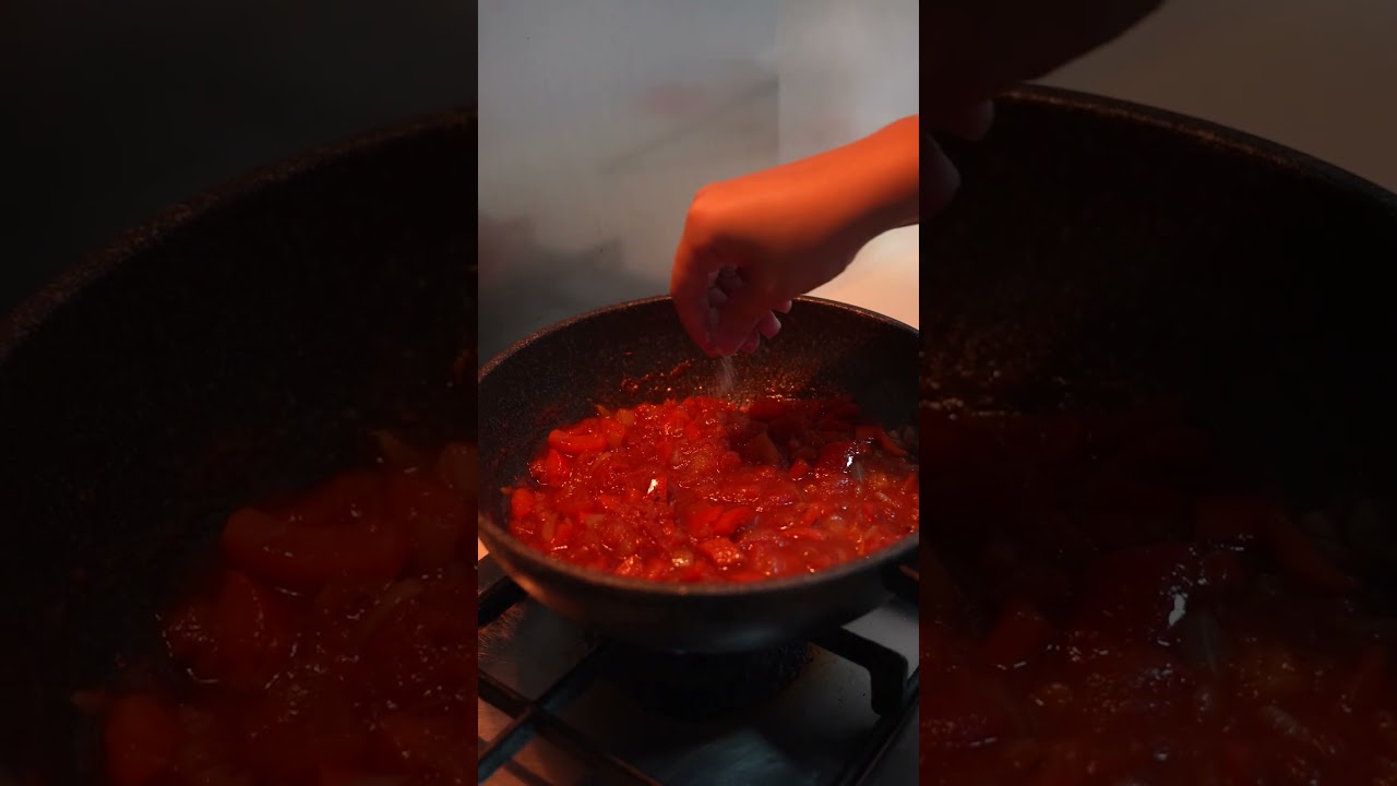 Easiest Shakshuka #cooking #africanfood #tomato #egg #easyrecipe #eggrecipe #tomatorecipe #shorts Easiest Shakshuka #cooking #africanfood #tomato #egg #easyrecipe #eggrecipe #tomatorecipe #shorts