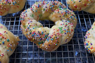 My attempt at Easter Bread